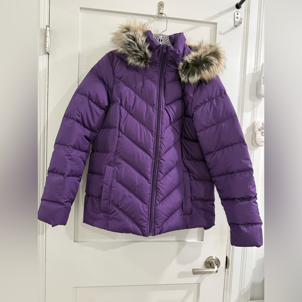 Lands’ End crystal amethyst purple puffer jacket w/ hood (good condition)